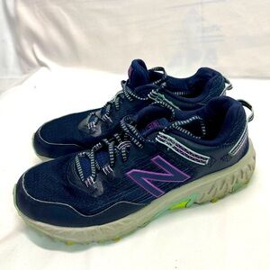 New Balance Sneaker Navy/Purple Rugged Design W/Traction for Trails/Walking 10‎
